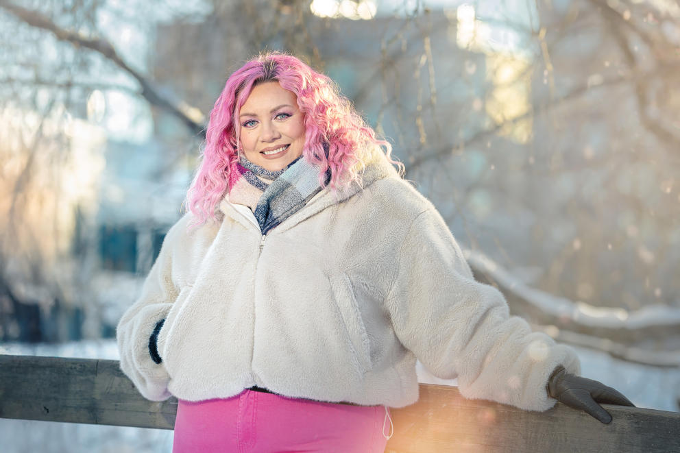 Kuoromusiikin kasvattama - Laulaja Jepa Lambertin musiikillinen polku alkoi seurakunnan kuorosta ja afroamerikkalaisesta gospelista