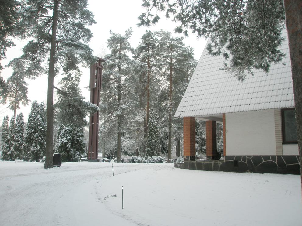 Tuomiokapituli pysyi kannassaan: Salpausselän kirkkotiloissa voidaan vihkiä tai siunata kaikki parit