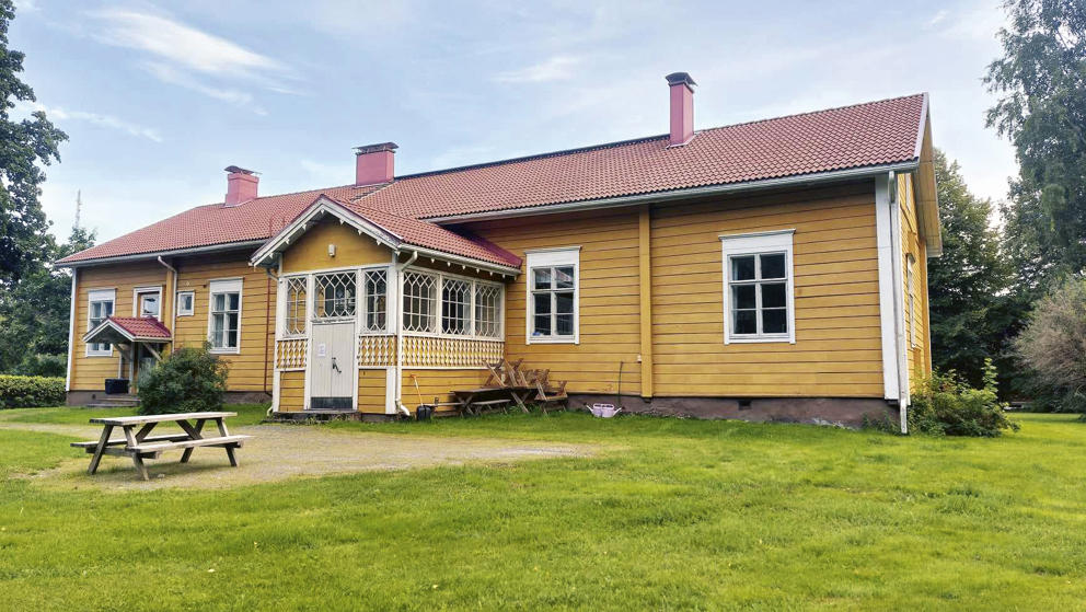 "Onhan se kulttuurihistoriallinen teko, kun vanhaa korjataan" – Padasjoen pappilan peruskorjaus etenee kirkkovaltuuston päätettäväksi