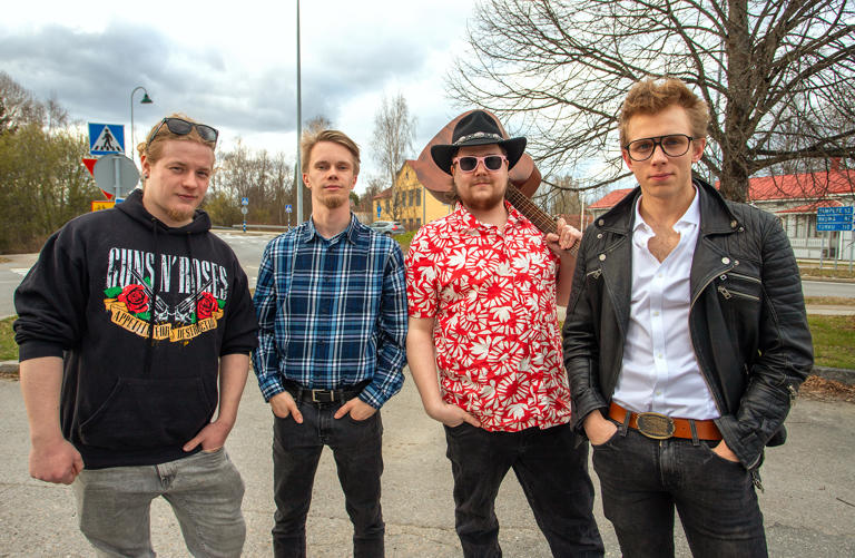 Status Normalin soundissa kuuluu vanha manserock